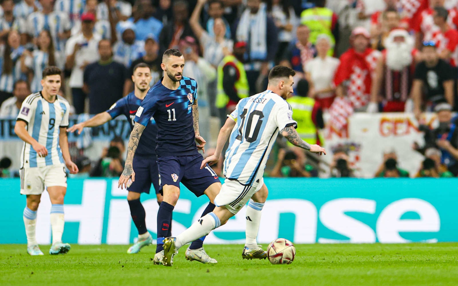 阿根廷比赛门票半小时售罄，梅西效应刺激体育消费能力