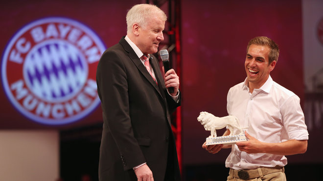 巴伐利亚州州长Seehofer称赞拉姆：“拉姆是足球世界中一个特殊的天才球员